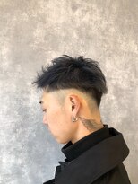ヘアアンドメイク ムーア(Muuua) ブルーラベンダー＋フェードカット