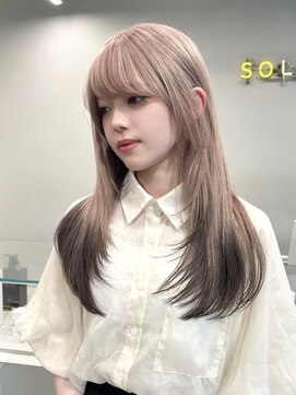 ソル バロール 表参道(SOL .valor) ハイトーンカラー顔周りレイヤーブロンドペールピンクシルバー