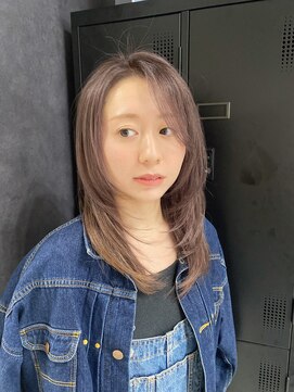 ラルガ 黒崎(Raruga) ハイライトカラーミルクティーベージュレイヤーカット