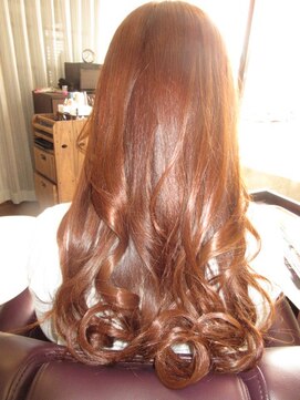 コア フィール ア デイ(COIFFURE A DAY) ピンクでハイトーン