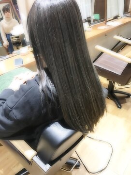 ウルム 蕨西口(ULUM) シルバーアッシュ！