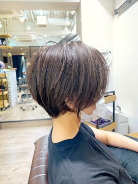 アヴァロン(AVALON) 【30代40代】横顔美人な絶壁解消ショートパーマ「永田カズヤ」