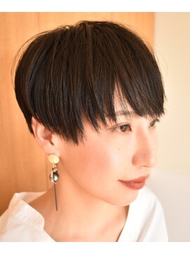 ヘアーウニール(Hair Unir) 根強い人気　デキる女子の潔いショート