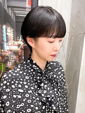 トゥコ(tuco) スーパーワイドバングマッシュショートモード刈り上げ