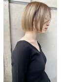 横顔が綺麗に見える シンプルbob