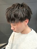 ニアウ 伊勢崎連取店(Niau)&nbsp;刈り上げショートマッシュニュアンススパイラルパーマメンズ