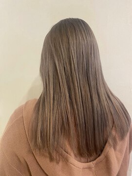 セブンベルベット(7 Velvet) 【ミルクティーベージュカラー//横松ゆかり】