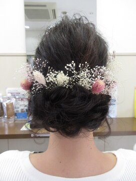 コアフィールフィス(COIFFURE fils) 花嫁スタイル ふわふわシニョンまとめ髪