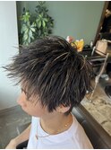 スパイキーショート×メッシュカラー