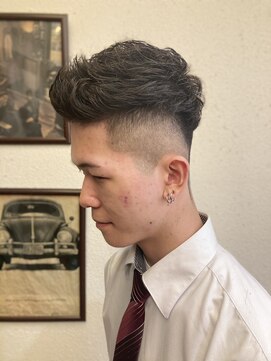 ブロートーキョーバーバーショップ 神田店(Bro Tokyo BARBERSHOP) MEN'Sツーブロックジェットモヒカンバーバーカット