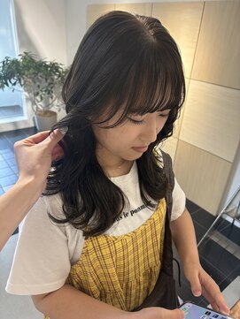 ニュア(neua) オリーブベージュ.奈良.橿原神宮前