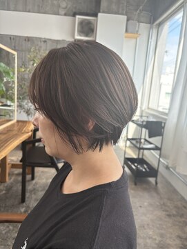 サイ(sai) 大人女子のショートボブ