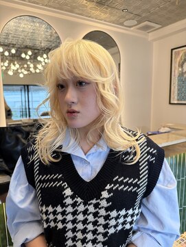 リリック(LYLICK) ホワイトブロンド