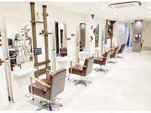 気軽にご来店頂けるアットホームなサロン♪/髪質改善/白髪ぼかし