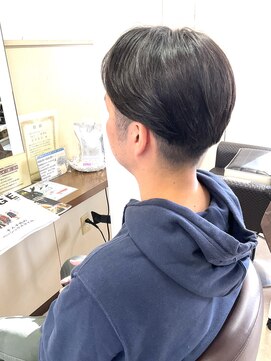コアフィールフィス(COIFFURE fils) 【見附 今町】毛流れある人気メンズスタイル