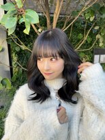アム 表参道(am)&nbsp;小顔薄めバンググレージュレイヤーロング前髪パーマ黒髪