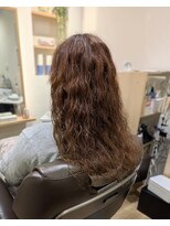 ももいろかぶとむし 【特殊パーマ】個性が光る!スパイラルで魅せる大人可愛い質感