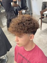 グルーマーズトウキョウ(GROOMER/S TOKYO)&nbsp;スペインカール　メンズパーマ　ニュアンスパーマ　mens