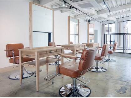 エムドットヘアーサロン(M. hair salon)の写真