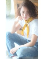 リマ(RIMA)&nbsp;【RIMA】 ノームコアなくせ毛風ボブ×マーメイドアッシュ