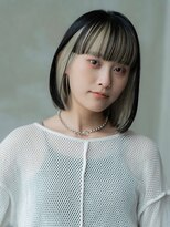 メゾンバイハバナ(maison by HAVANA)&nbsp;大人かわいいピンクベージュインナーカラーマッシュショートボブ