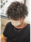 ツイストスパイラルパーマツイスパハイライト刈り上げマッシュ