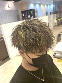 マッシュ×ツイストスパイラル×ハイライト×刈り上げ