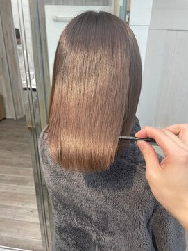 ナンバー アンフィール 渋谷(N° anfeel) シンプルストレート大人ミディナチュラルブロンドベージュ渋谷