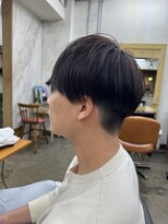 ブルートマト(BLUE TOMATO)&nbsp;ツーブロックの刈り上げマッシュ