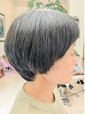 ナチュラルショートボブスタイル。
