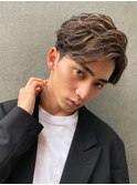 波巻きスパイラルパーマ刈り上げツーブロックセンターパート