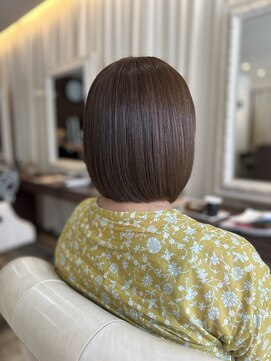 ヘアデザインスペース イチエ(hair design space i chi e) ベージュカラーでツヤ感◎美髪ストレートボブスタイル