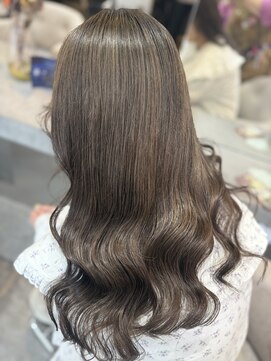 ラビス 浦和(Lovis) アンブレラカラー/こなれミディ/ウェーブパーマ/韓国マッシュ