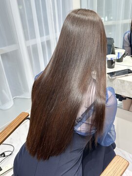 エレリー 栄店(EleRe) EleRe 栄/名古屋/髪質改善/韓国/カラー/カット/レイヤーカット