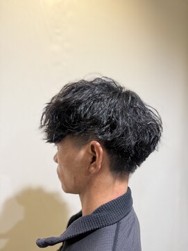 ヘアメイクアン(Hair Make Une) メンズパーマ　ツイストスパイラル　アイスとパーマ