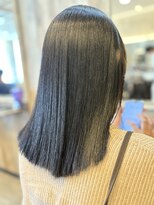 アトム(ATOM)&nbsp;長めボブスタイル 藤野