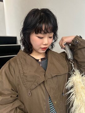 ローエ バイ デコ(Rohe by DECO) [伽羅]伸ばしかけのヘアでもかわいいパーマスタイル！