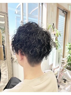 ヴィーヴ(vive) メンズ　ツイストスパイラルパーマ