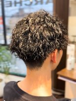 アトリエアルシュ(atelier ARCHE) メンズくせ毛にツイストスパイラル、初めてのくせ毛にパーマ