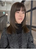 オリーブカラー×ハッシュカット