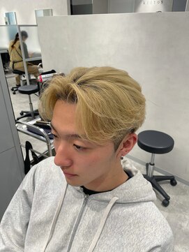 キートス(Kiitos) 毛流れセンターパート