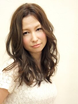 エッセンス(essence) ゆるエアリーウェーブヘア