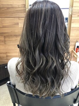 レガロ(REGARO) バレイヤージュインナーカラー