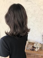 コエ 元町 石川町 (Koe.)&nbsp;外ハネ/くびれヘア/透明感/カーキグレージュ【元町/石川町】