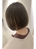 シーツー 三吉店(C2)&nbsp;オリーブグレージュ、切りっぱなしボブ