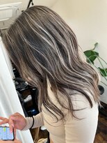 ファンド 千葉(fand)&nbsp;ハイライトデザインカラー/グラデーションカラー/ロングヘア