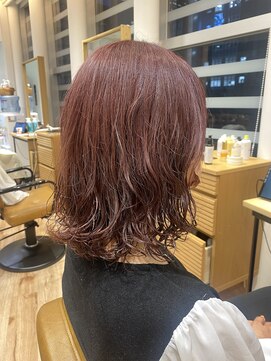 アピッシュ(apish 並木通り) 広がらないボブパーマ