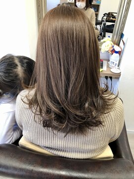 ユア ヘアー ルーム(Your Hair ROOM) レイヤーセミロング