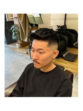 クフィア メンズヘアー カンポ 難波店(CUFFIA MEN'S HAIR CAMPO) フェザーアップ スキンフェード/ベリーショート