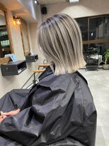 サニー 渋谷(SUNNY)&nbsp;バレイヤージュショコラアッシュハイライトグレージュカラー